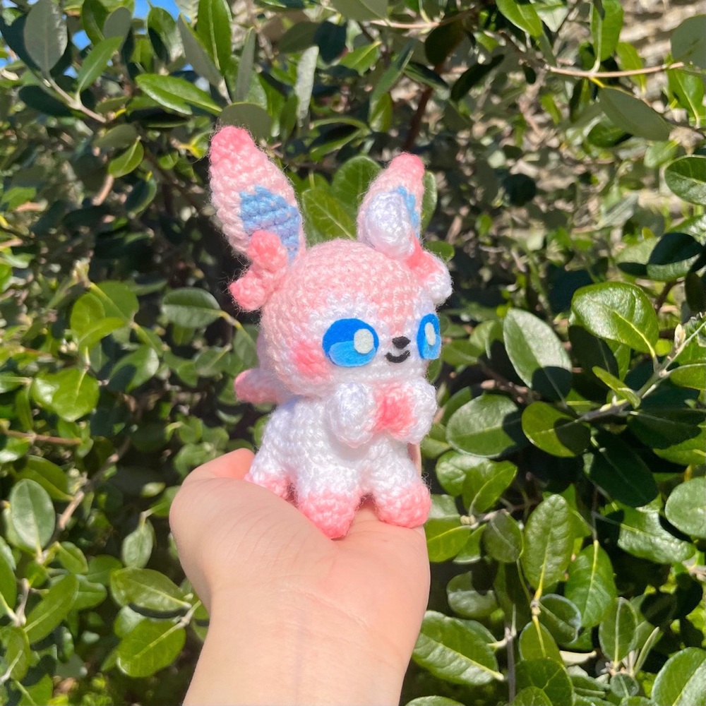 Crochet Pokemon Sylveon Handmade Craft Amigurumi Customade Cute Art Pet - Picture 10 of 10